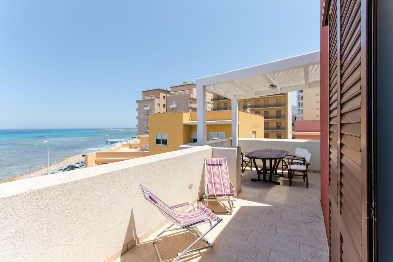شقة Terrazza Sul Mare تراباني المظهر الخارجي الصورة